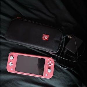 Nintendo Switch Lite Pink